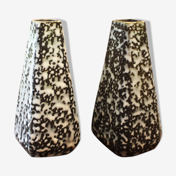 Paire de vases De Bruyn Fives Lille noir et blanc