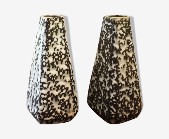 Paire de vases De Bruyn Fives Lille noir et blanc