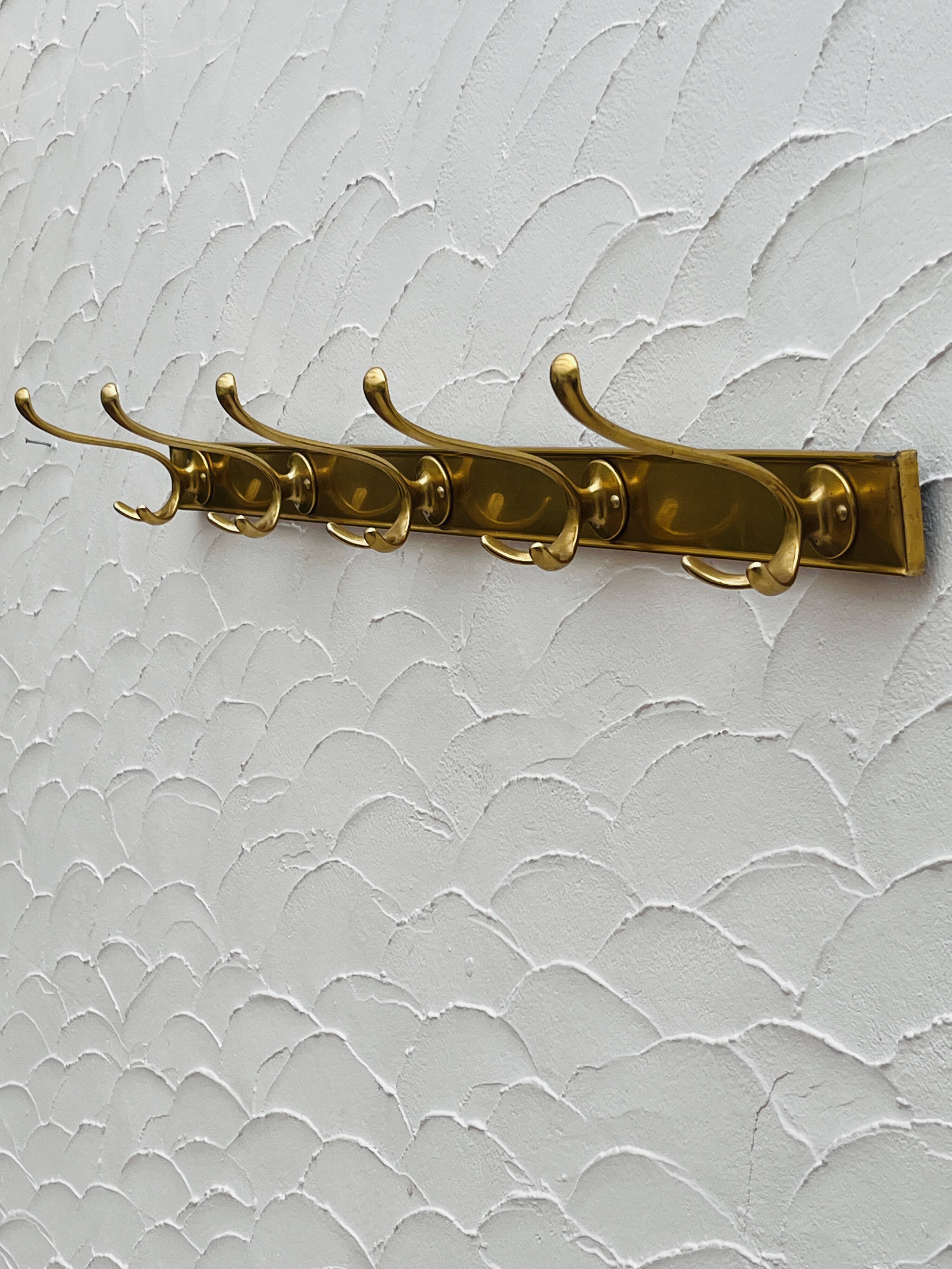 Porte-manteau en aluminium anodisé
