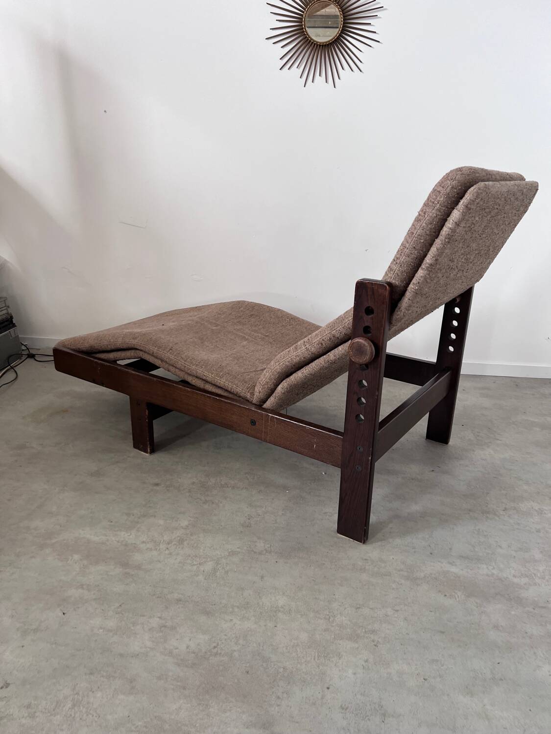 Old chaise longue wooden lounge chair Italian design from the 60s vintage