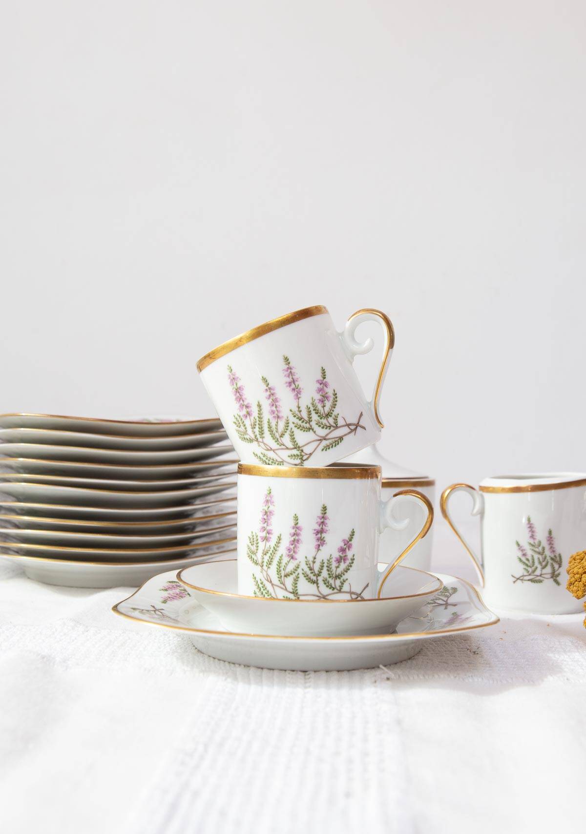 Hackefors coffee service "Ljung Calluna vulgaris" circa 1950 (39 PIECES)
