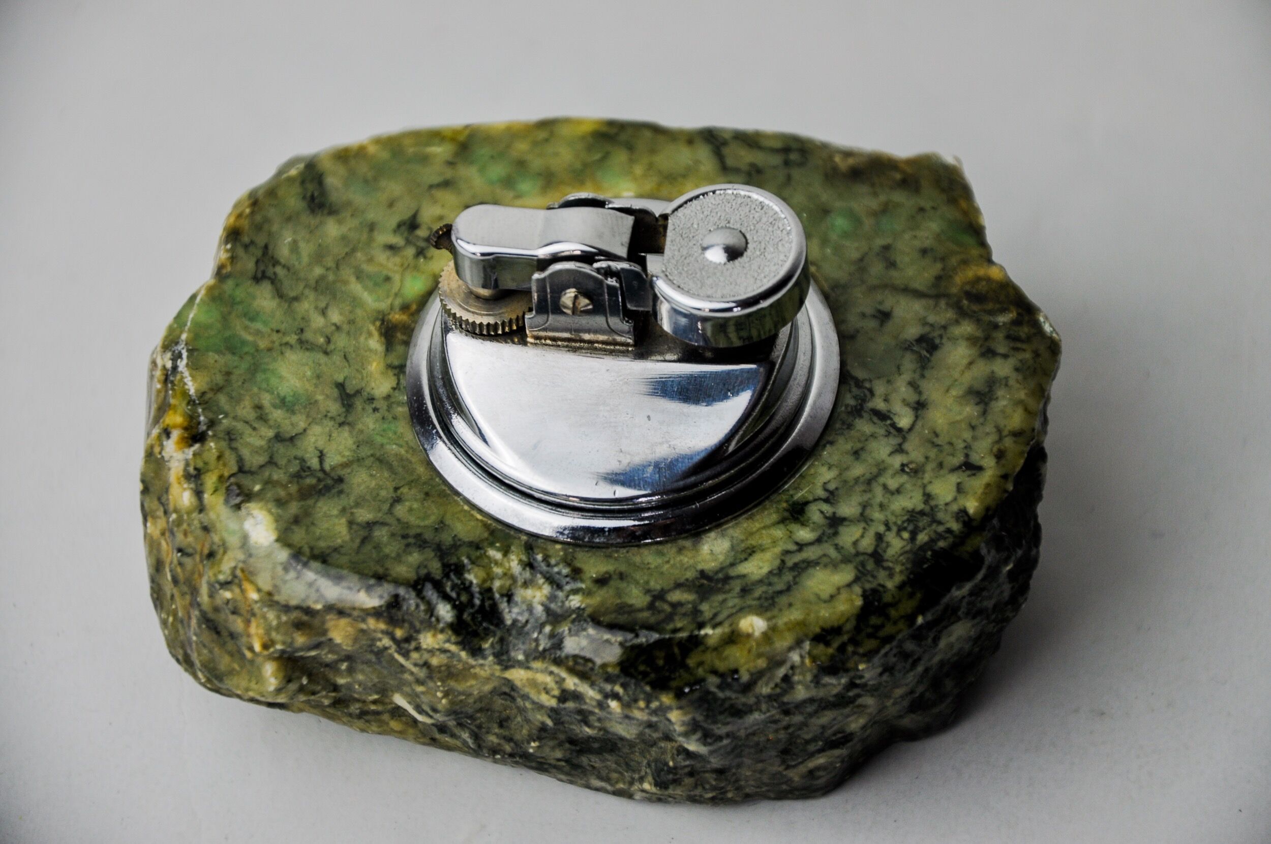 Green alabaster lighter by Romano Bianchi, Italy, 1970