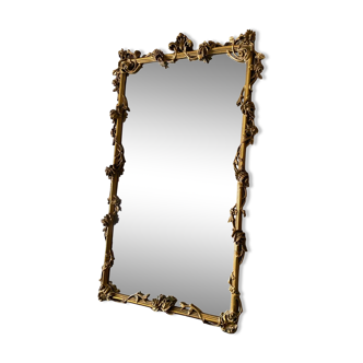 Baroque rectangular mirror with flower pattern