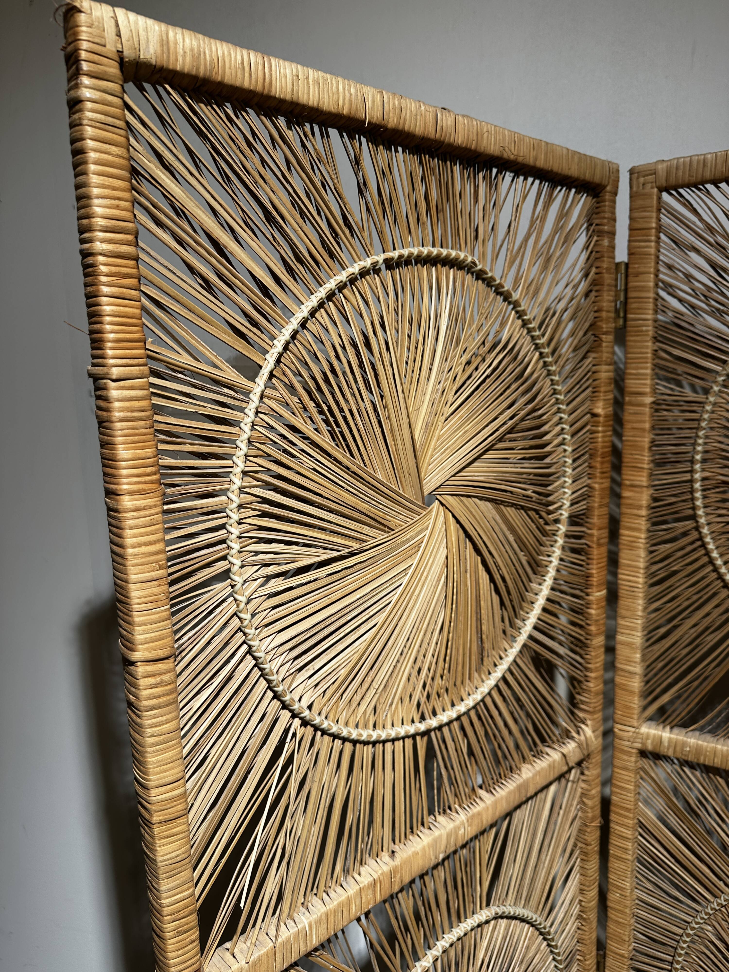Vintage rattan/wicker screen – 3 panels