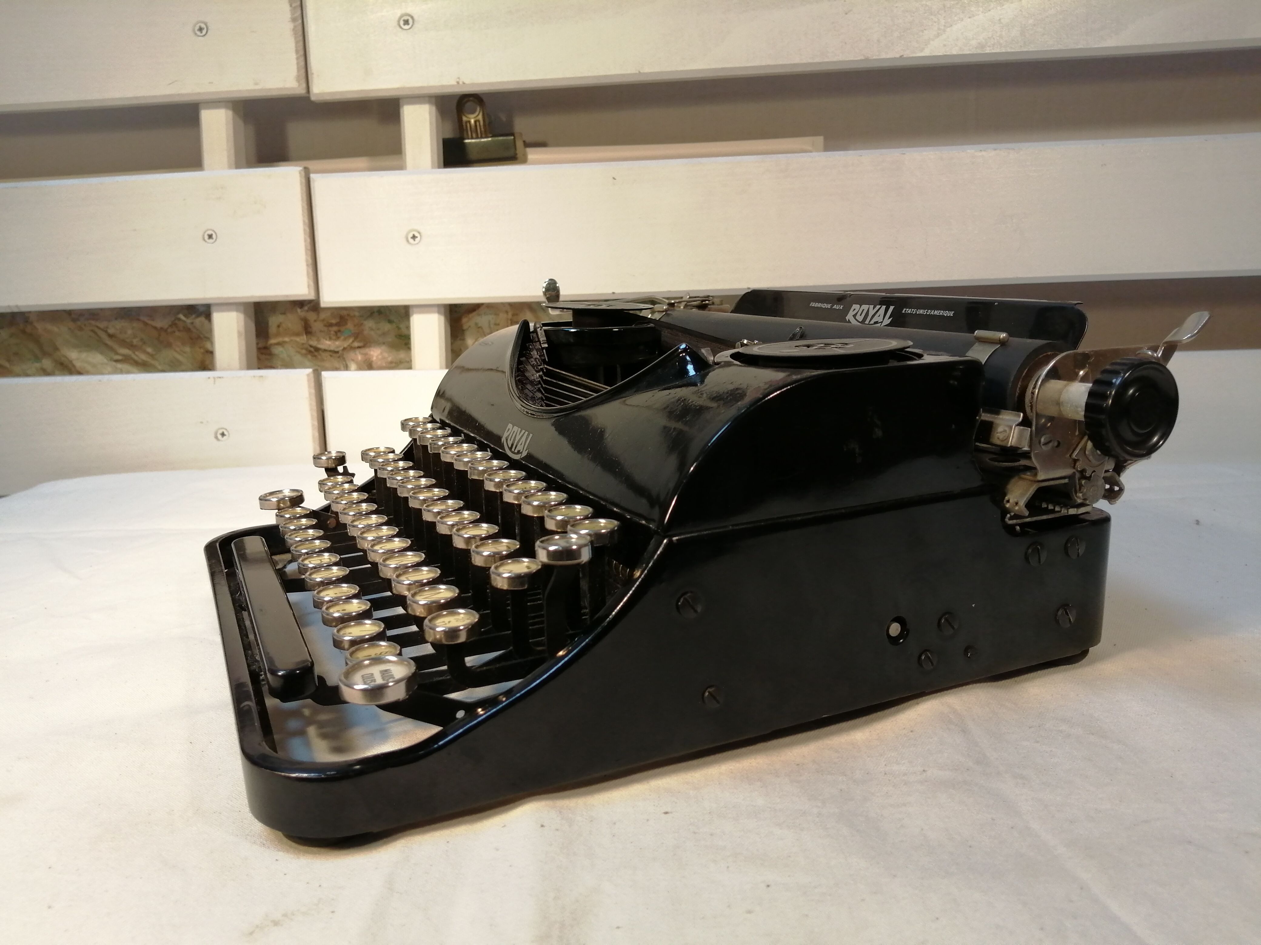 Former Royal Junior Mechanical typewriter