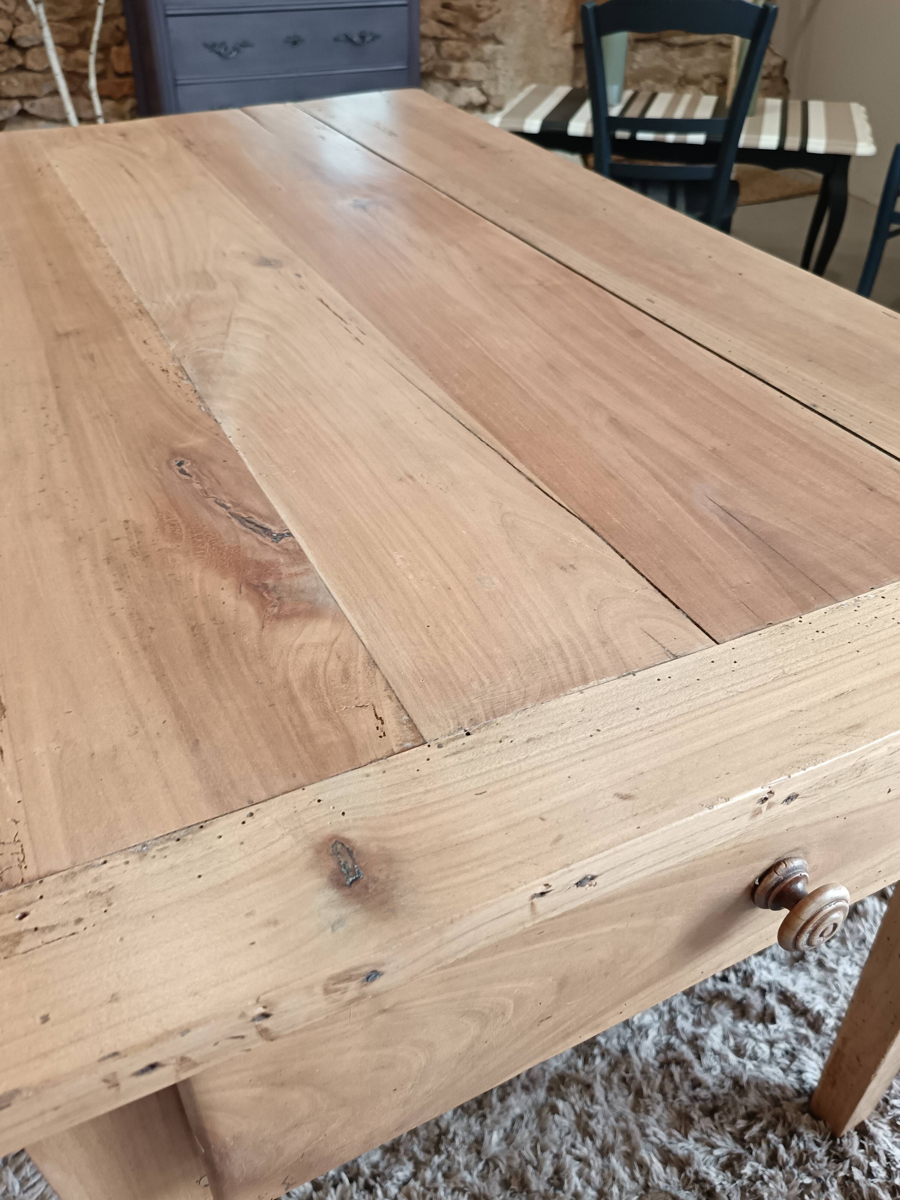 Beautiful farmhouse table - desk