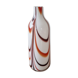 Vase en opaline flamme
