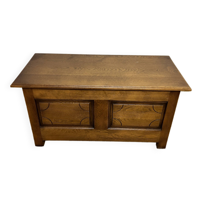 Maie / coffre en bois