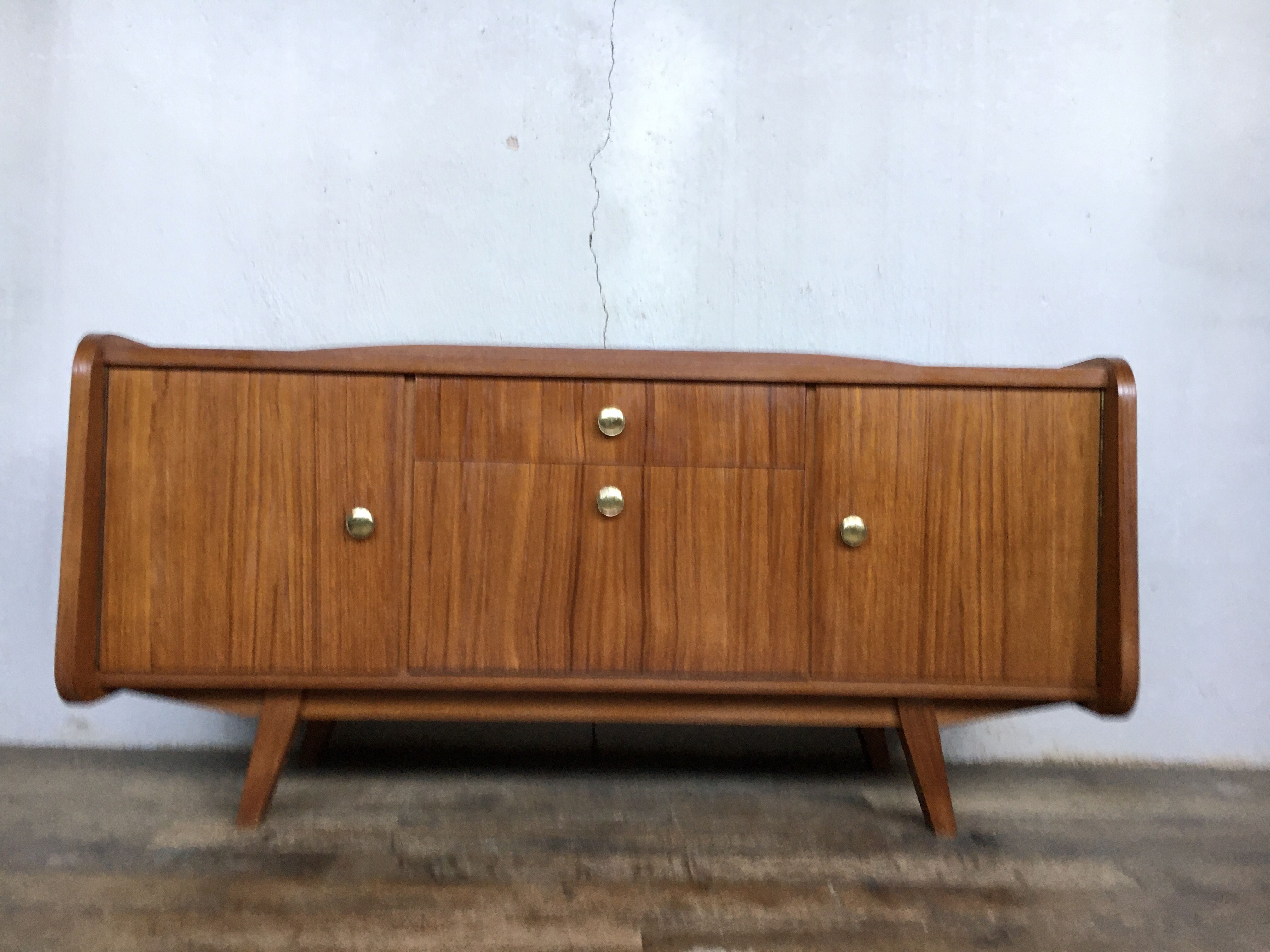 Hifi tv stand enfilade Scandinavian style 1960 vintage teak feet compass