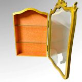 Vitrine murale de style Louis XV Rocaille Bois doré
