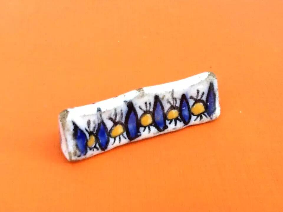 1930s 10 Knife Holders Glazed Ceramic