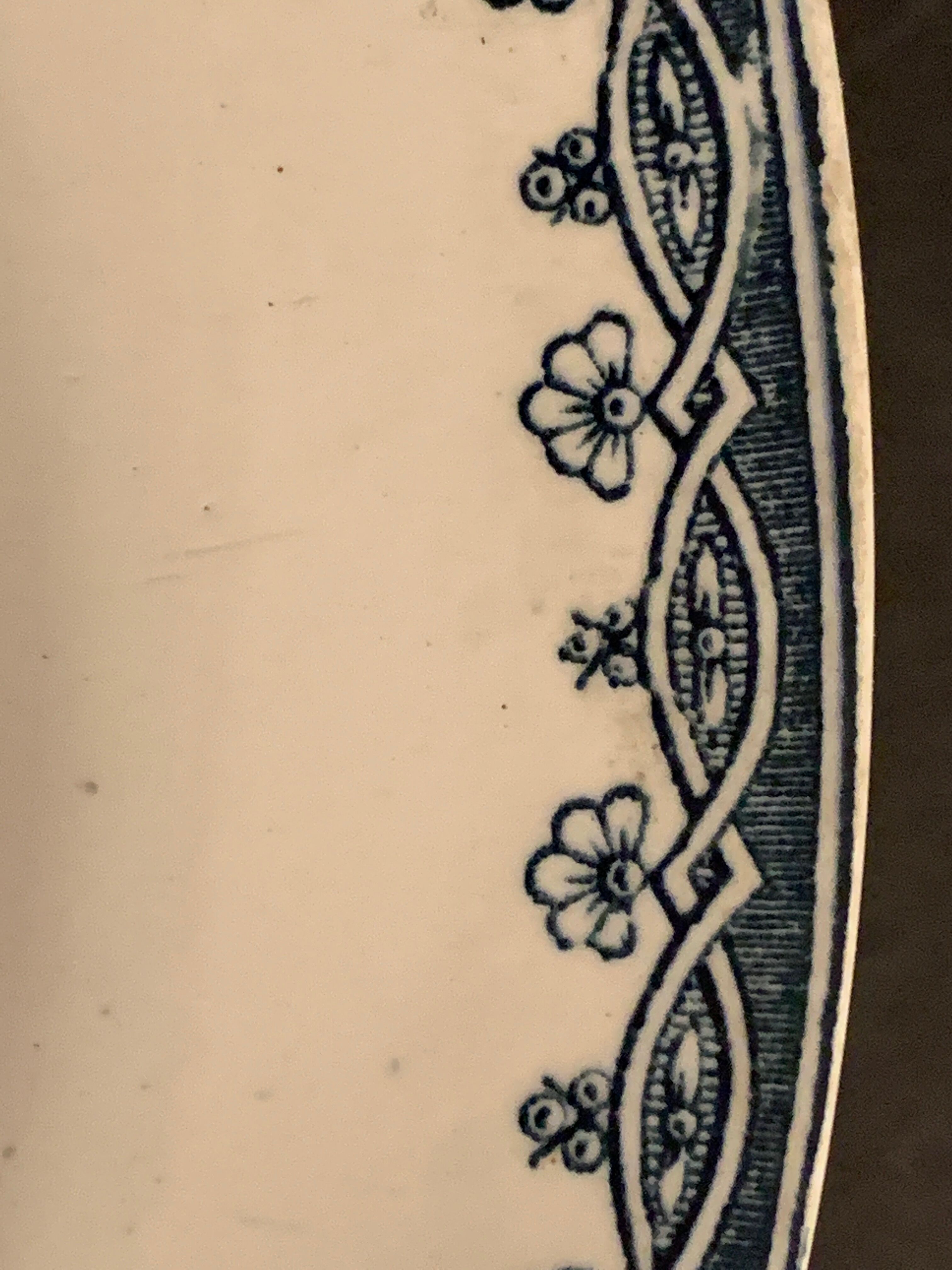 8 dessert plates St Amandinoise St Amand, model Margot