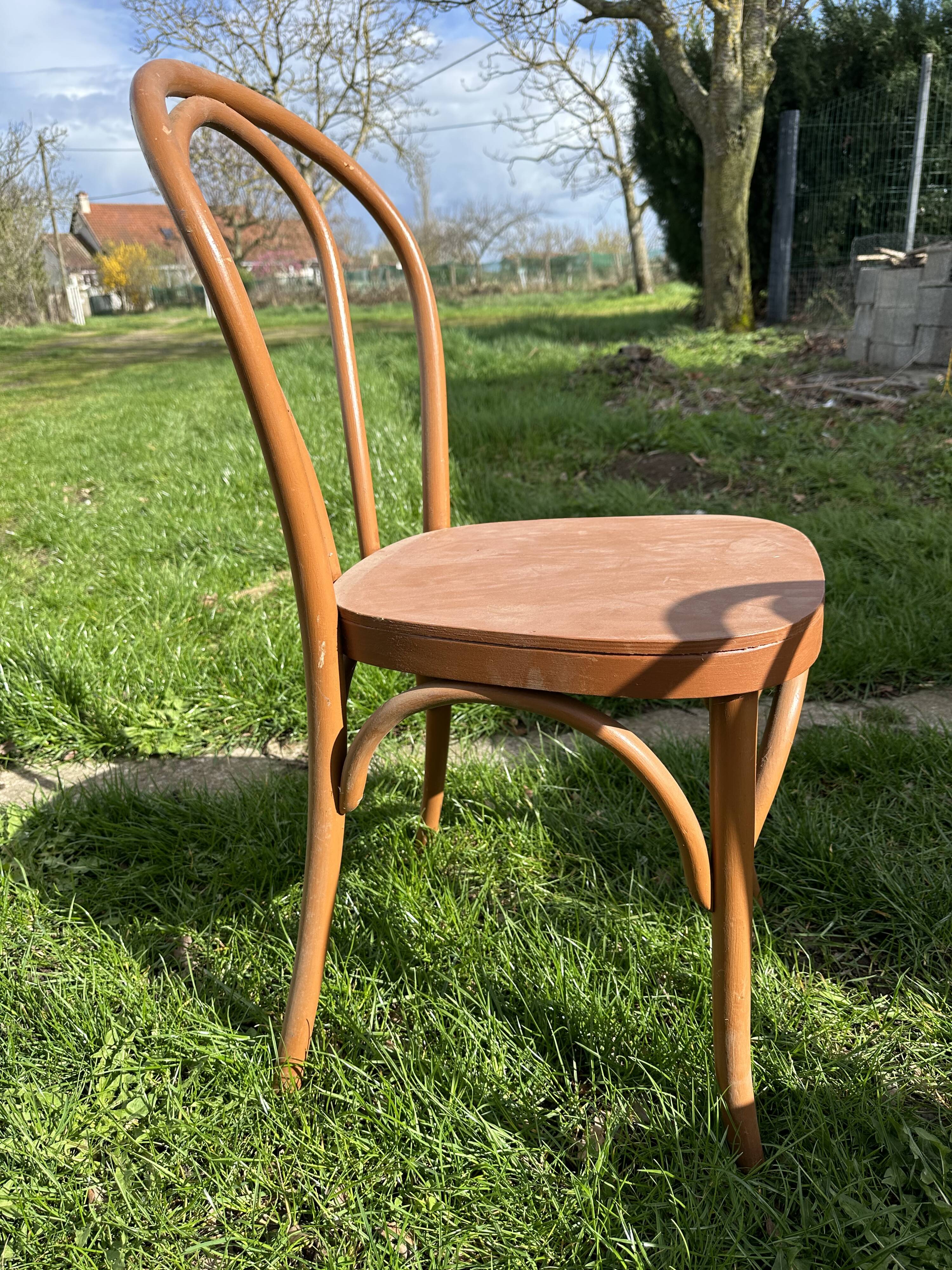 Set of 6 bistro chairs