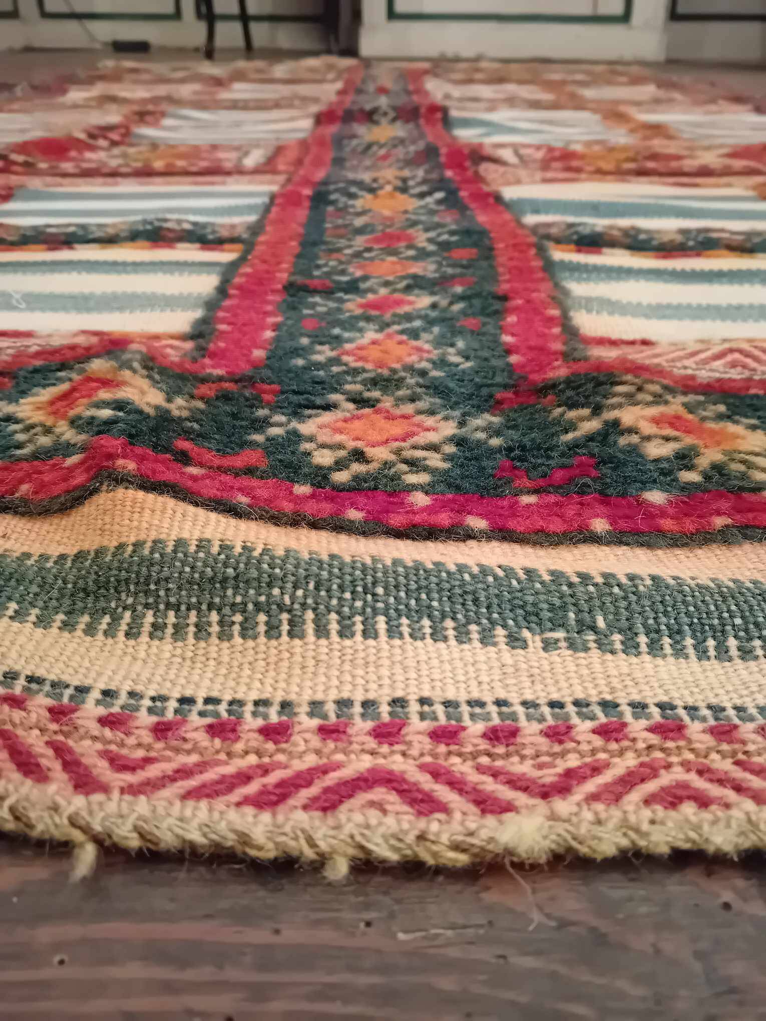 Handmade Taznakht Berber Kilim Rug 237x144cm