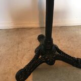Manage vintage bistro standing