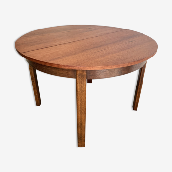 Extendable Scandinavian round dining table of the 60s