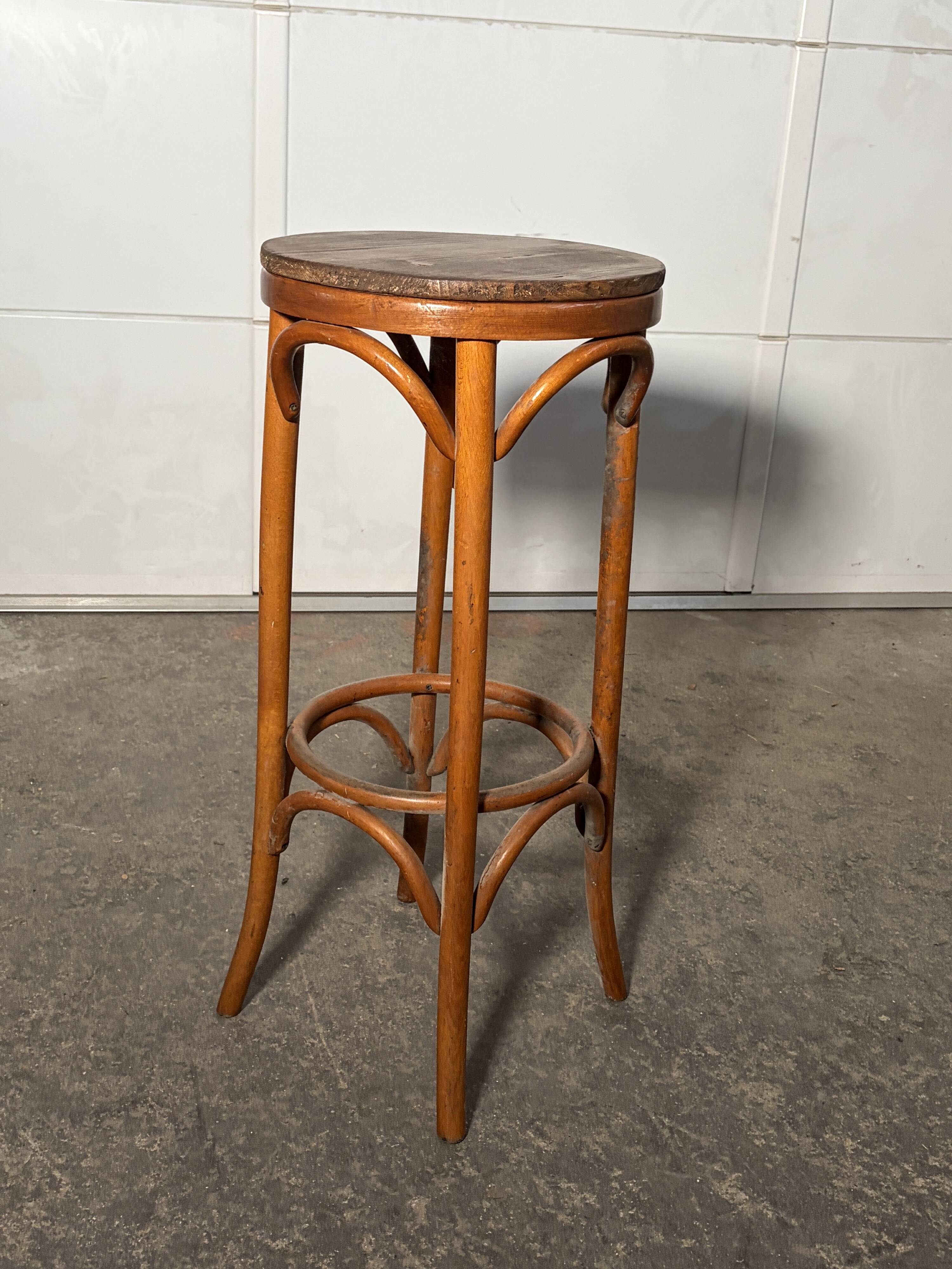 Bistro bar stool