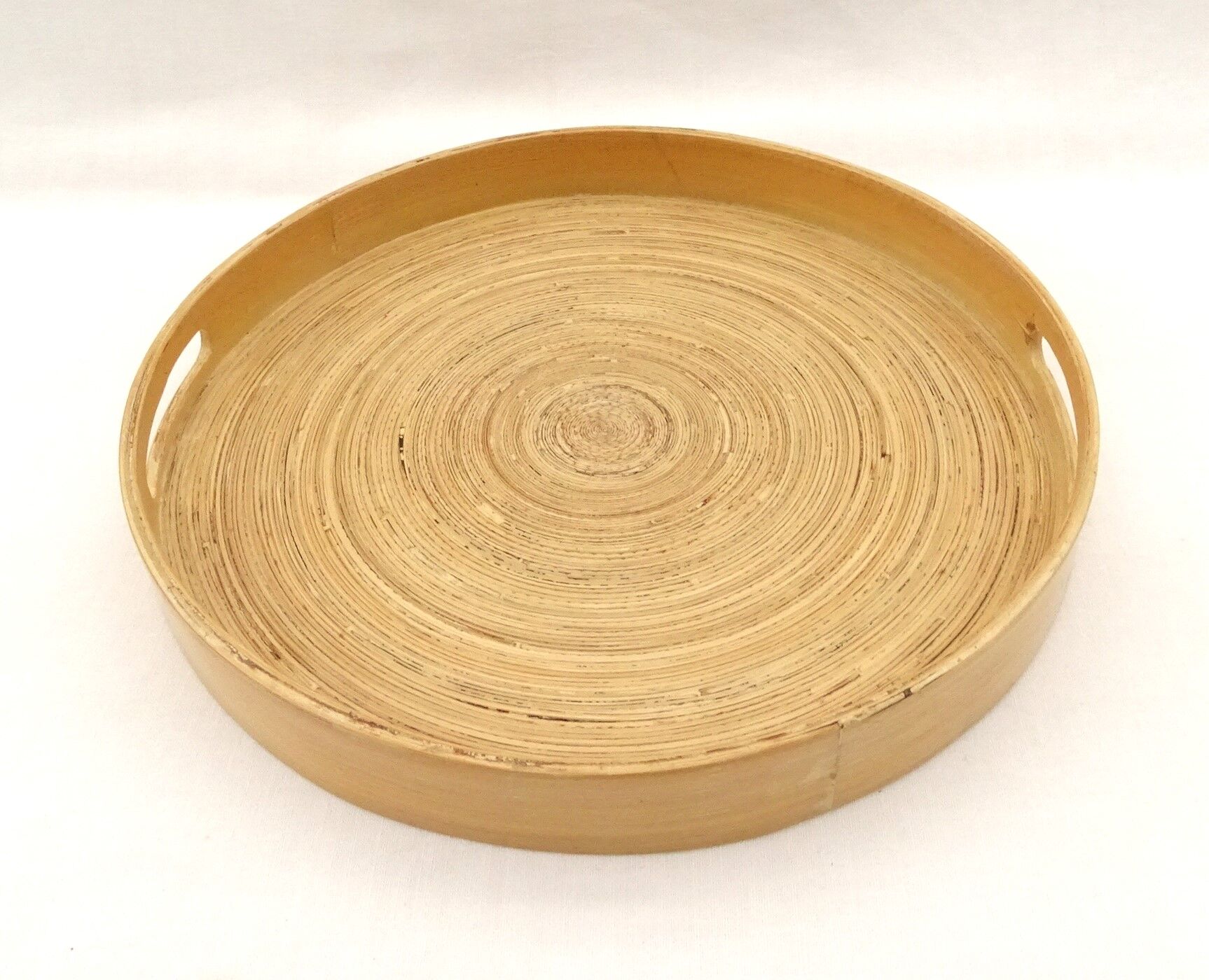 Round top made of spirally glued strips
