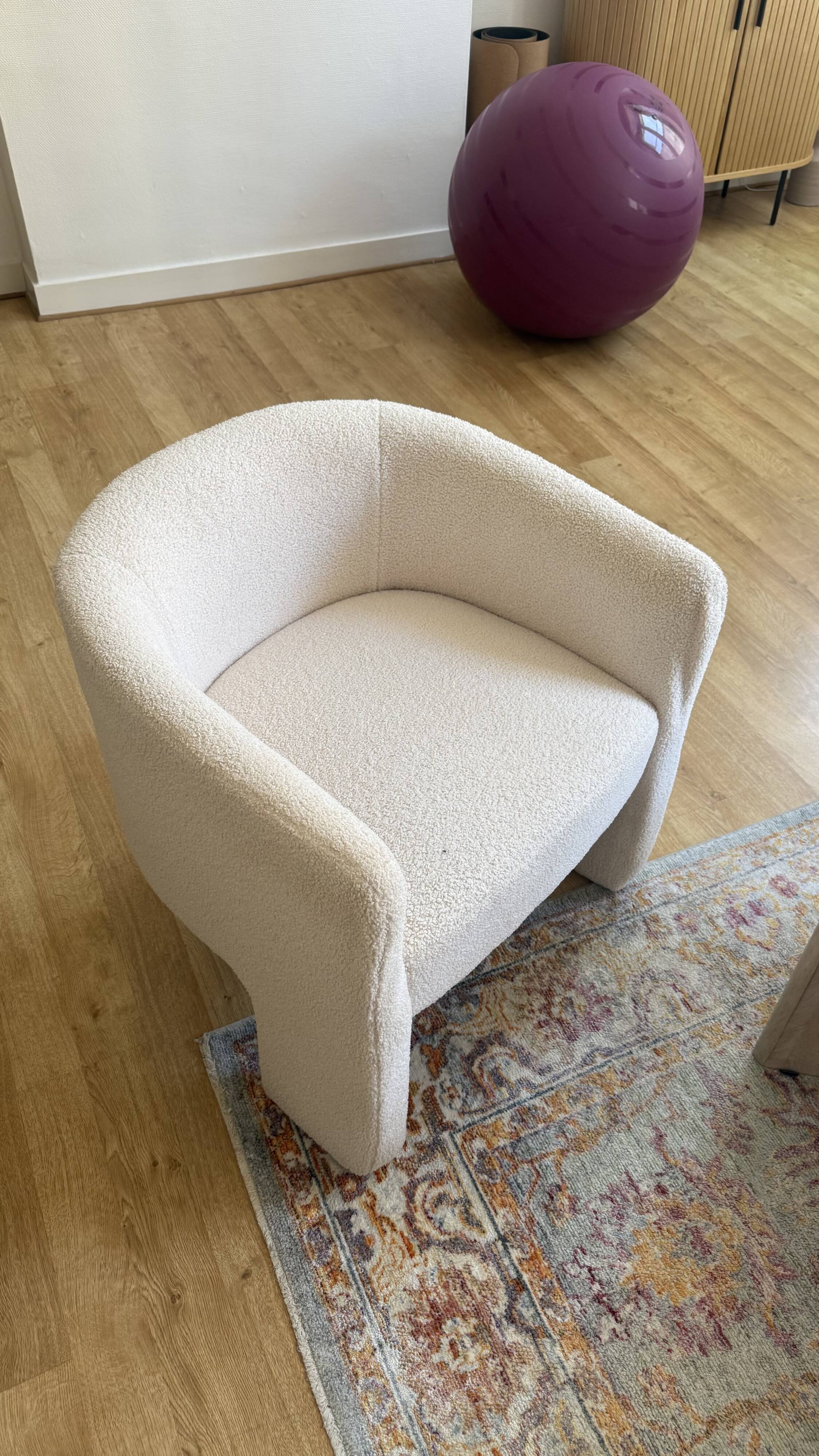 Sheep wool armchair Xastru
