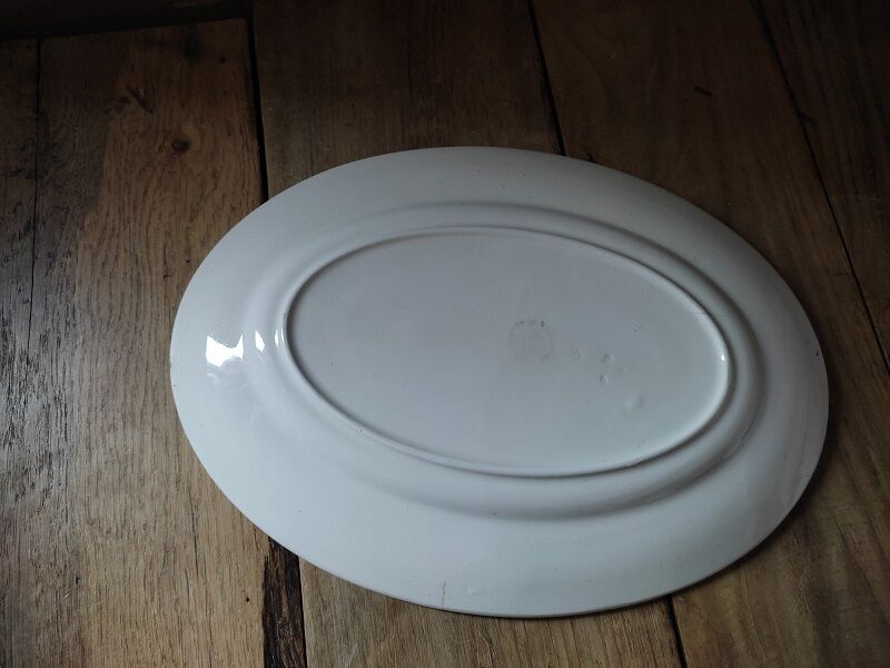 Oval porcelain dish St Amand Cabourg
