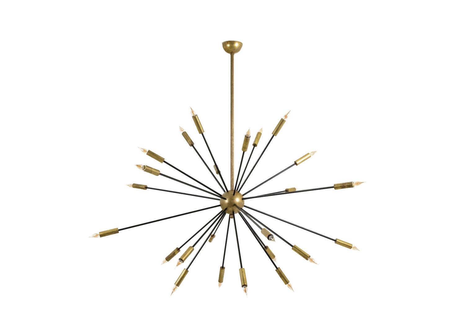 Sputnik-shaped chandelier in patinated gold-plated brass and black lacquer. Contemporary.
