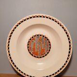 Suite of 7 hollow plates Saarguemines