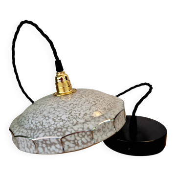 Suspension globe