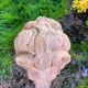 Paire de lion de jardin en terre cuite ancien