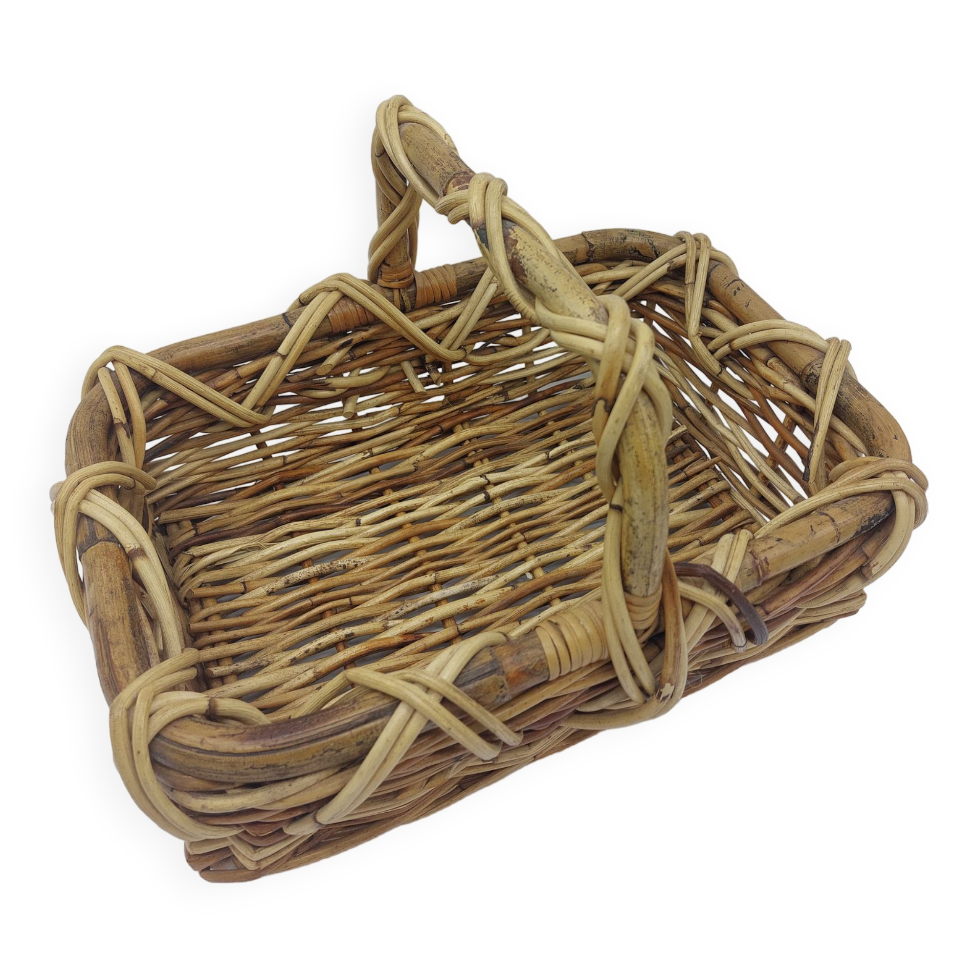 Wicker basket