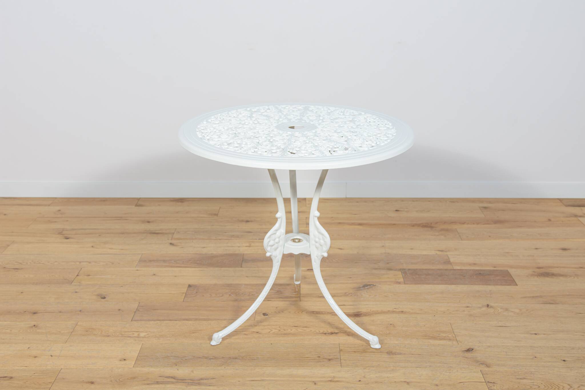 Art Nouveau Aluminum Garden Chairs, 1950s, United Knigdom, Set of 5