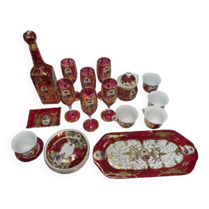 Service en porcelaine et verre