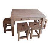 Table et 4 tabourets en bois