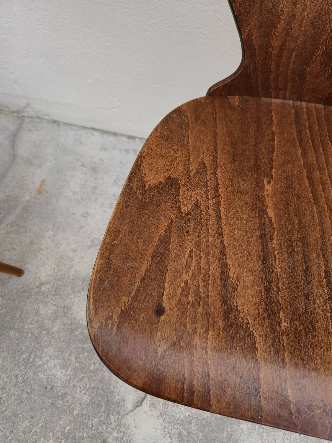 Chaise Baumann de bistrot modèle "fourmi" vintage 1950