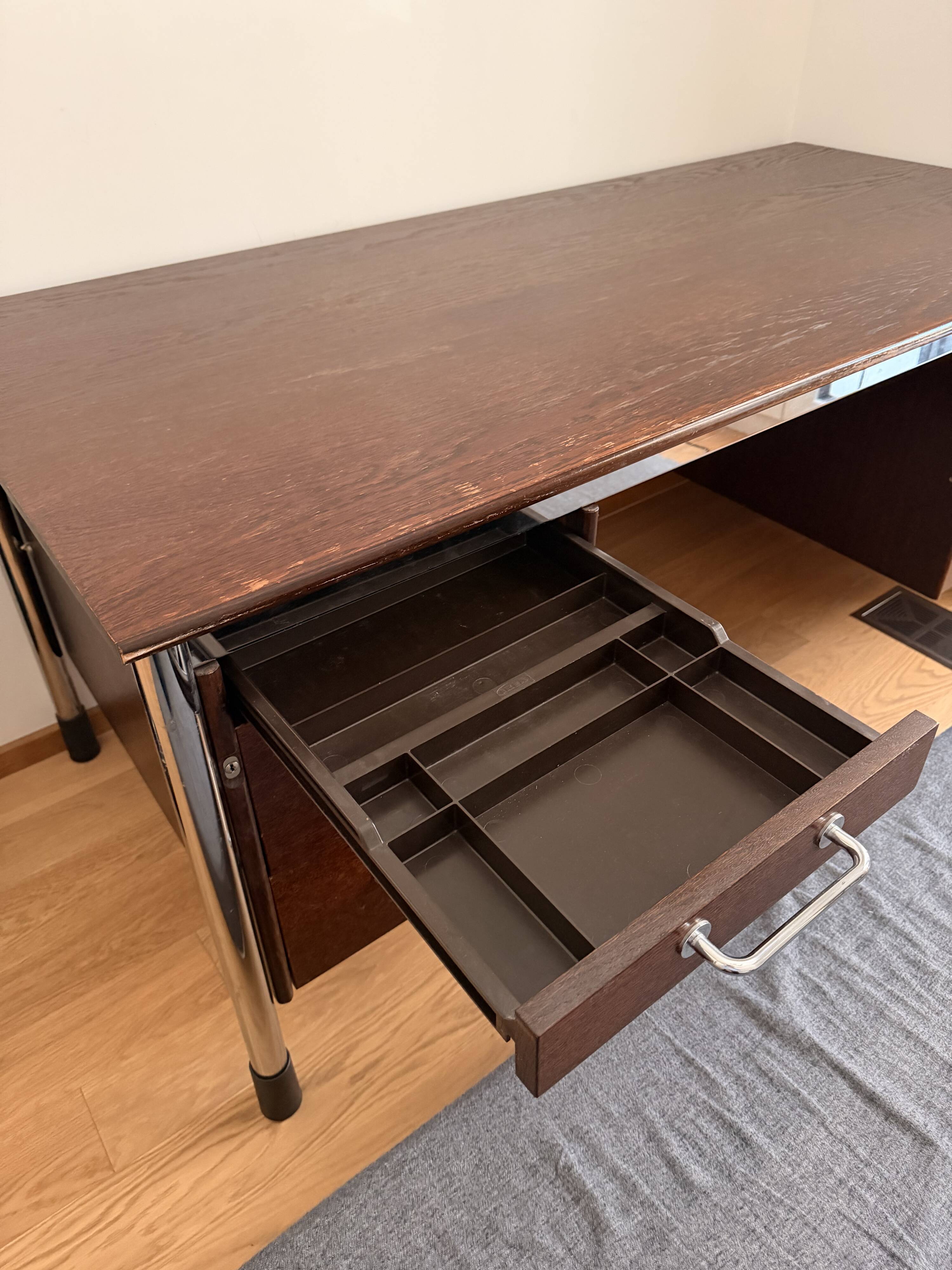 Bureau exécutif "Signatur" / Tord Björklund pour IKEA, fin des années 1970 - début des années 1980.