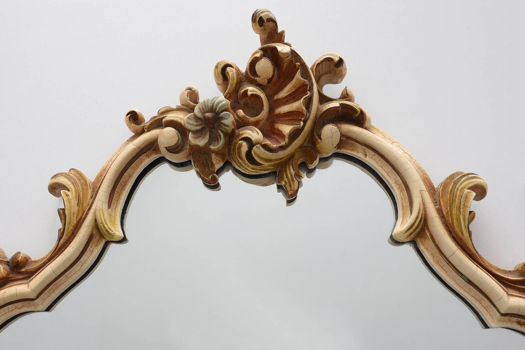 Italian Rococo Style Cream and Gilt Wall Mirror with Shell Crest, 20th Cent