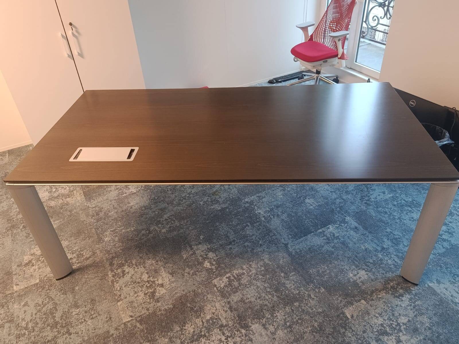 Bureau BENE – Series AL