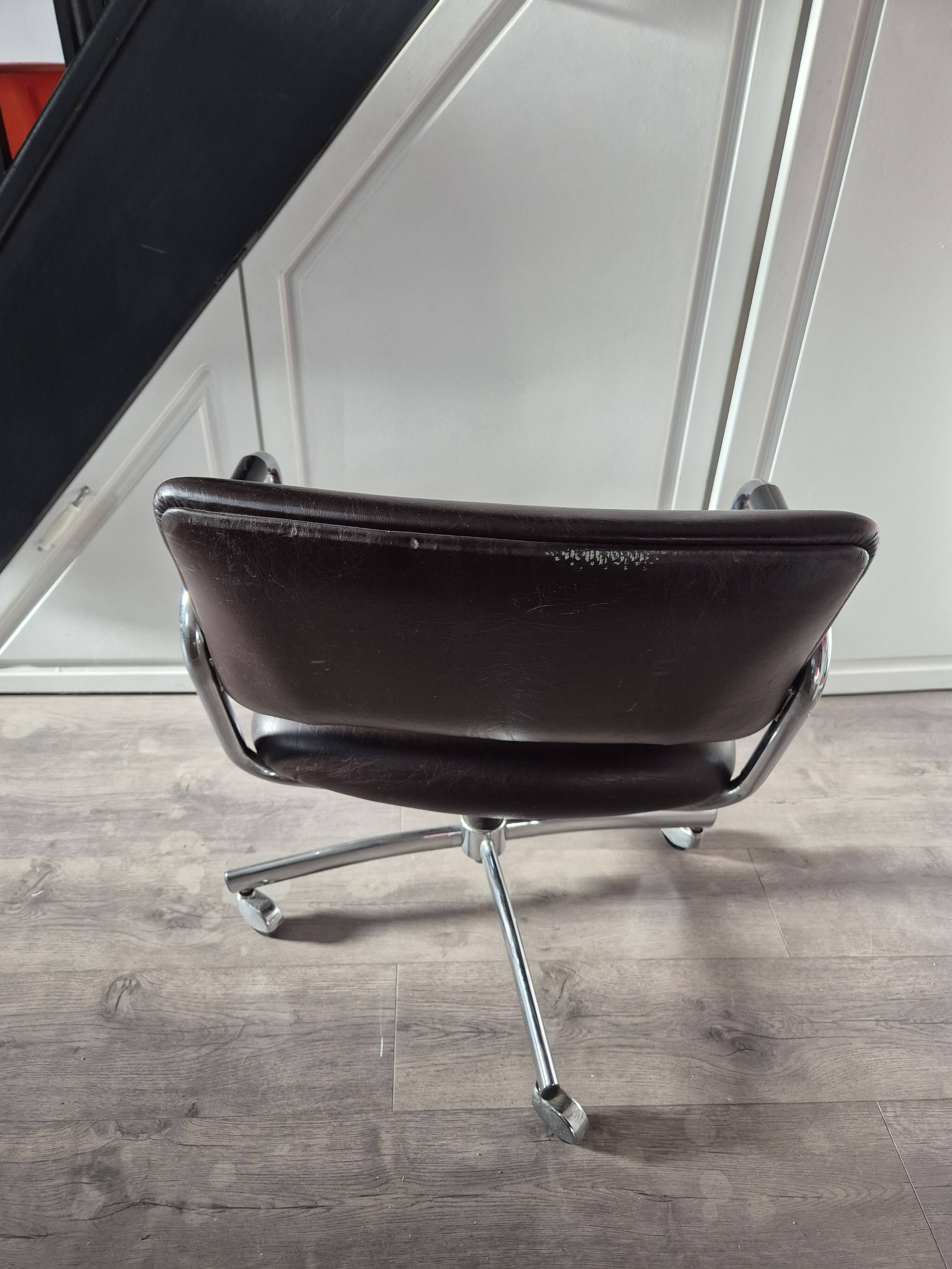 Vintage strafor brown leather armchair with casters