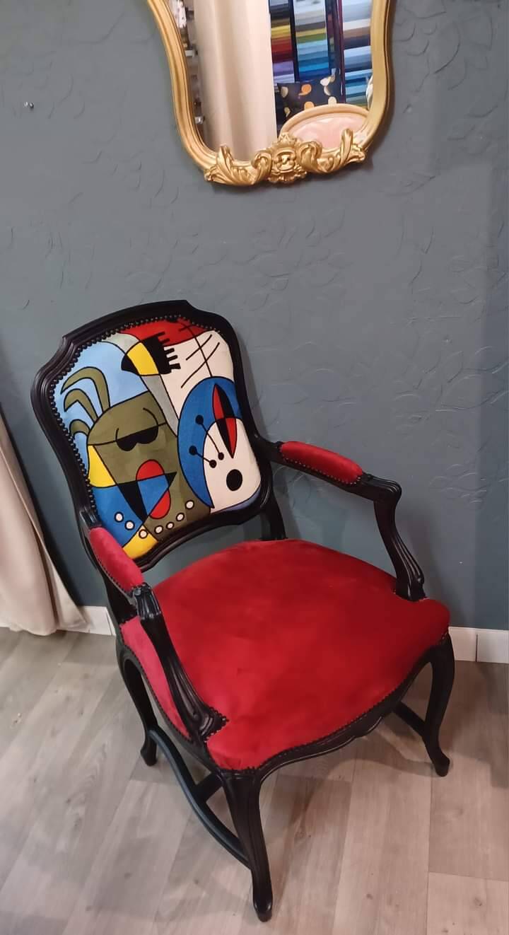 Convertible armchair