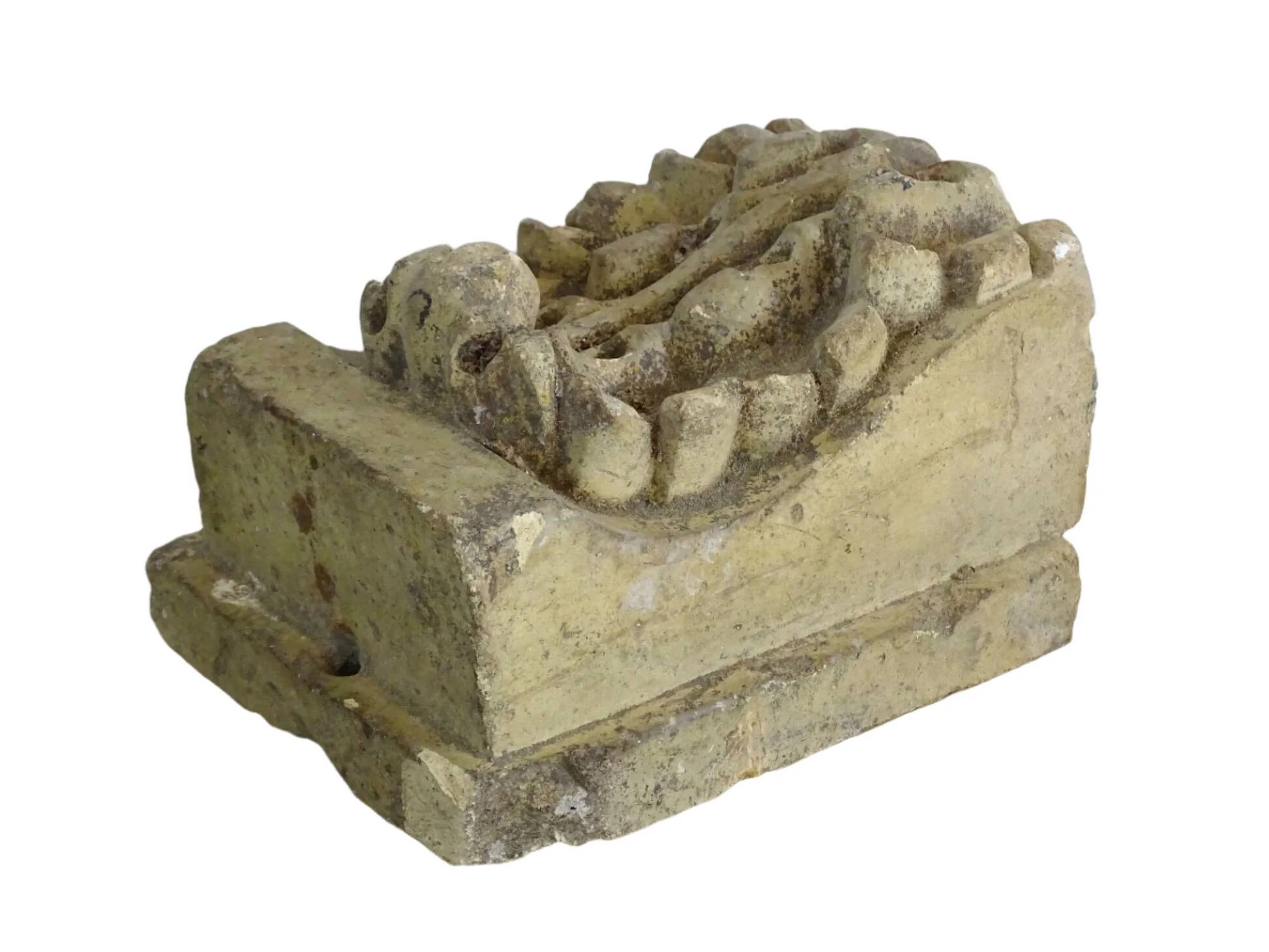 Console française ancienne en pierre reconstituée