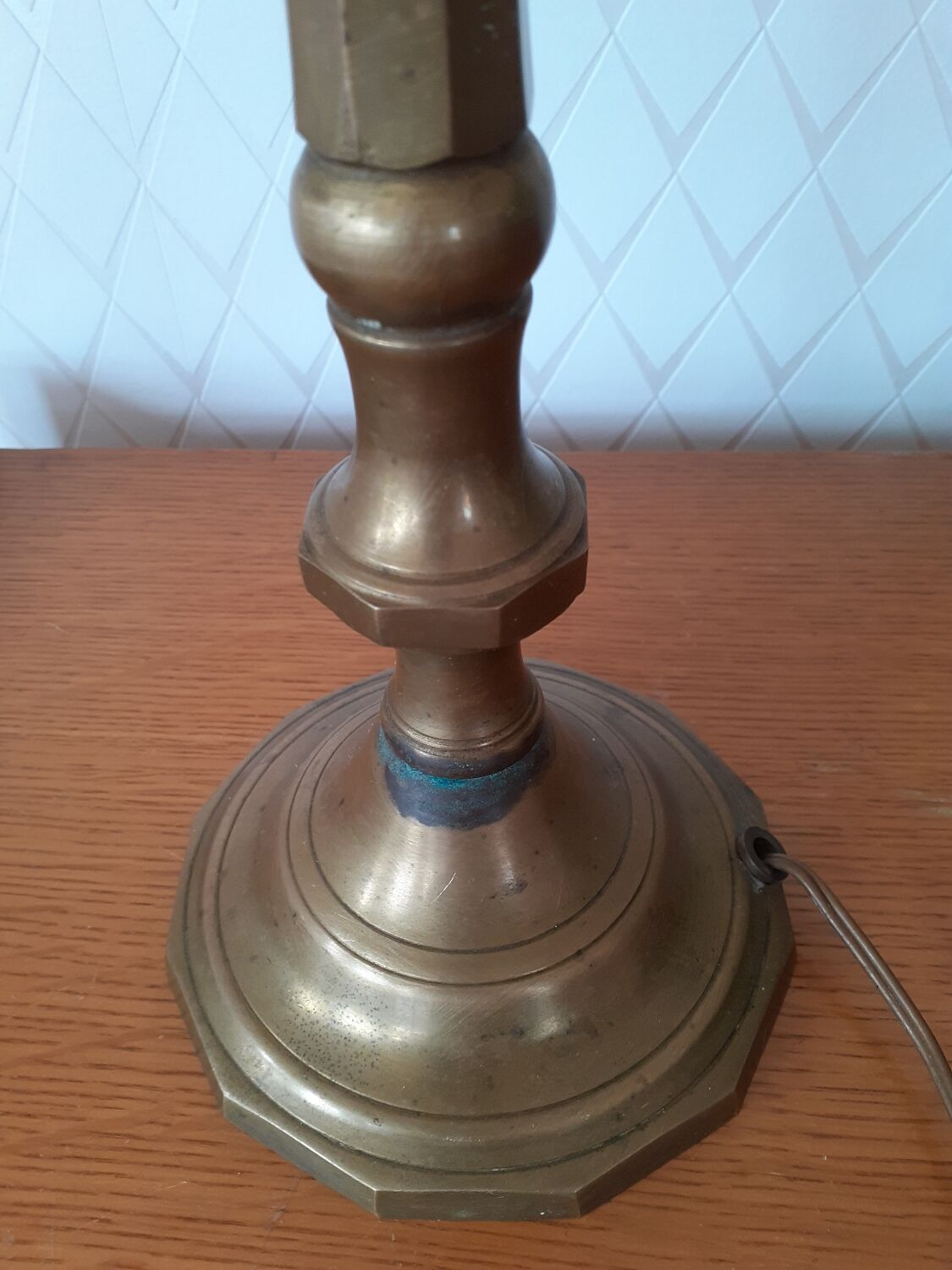 Brass candlestick lamp foot