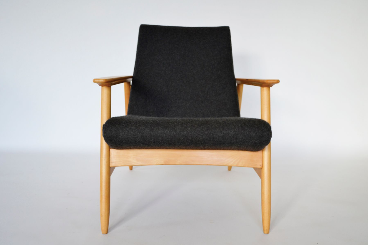 Pair of armchairs Ąžuolas by Valerija EMA Cukermanienė for Vilniaus Baldų Kombinatas, 1968