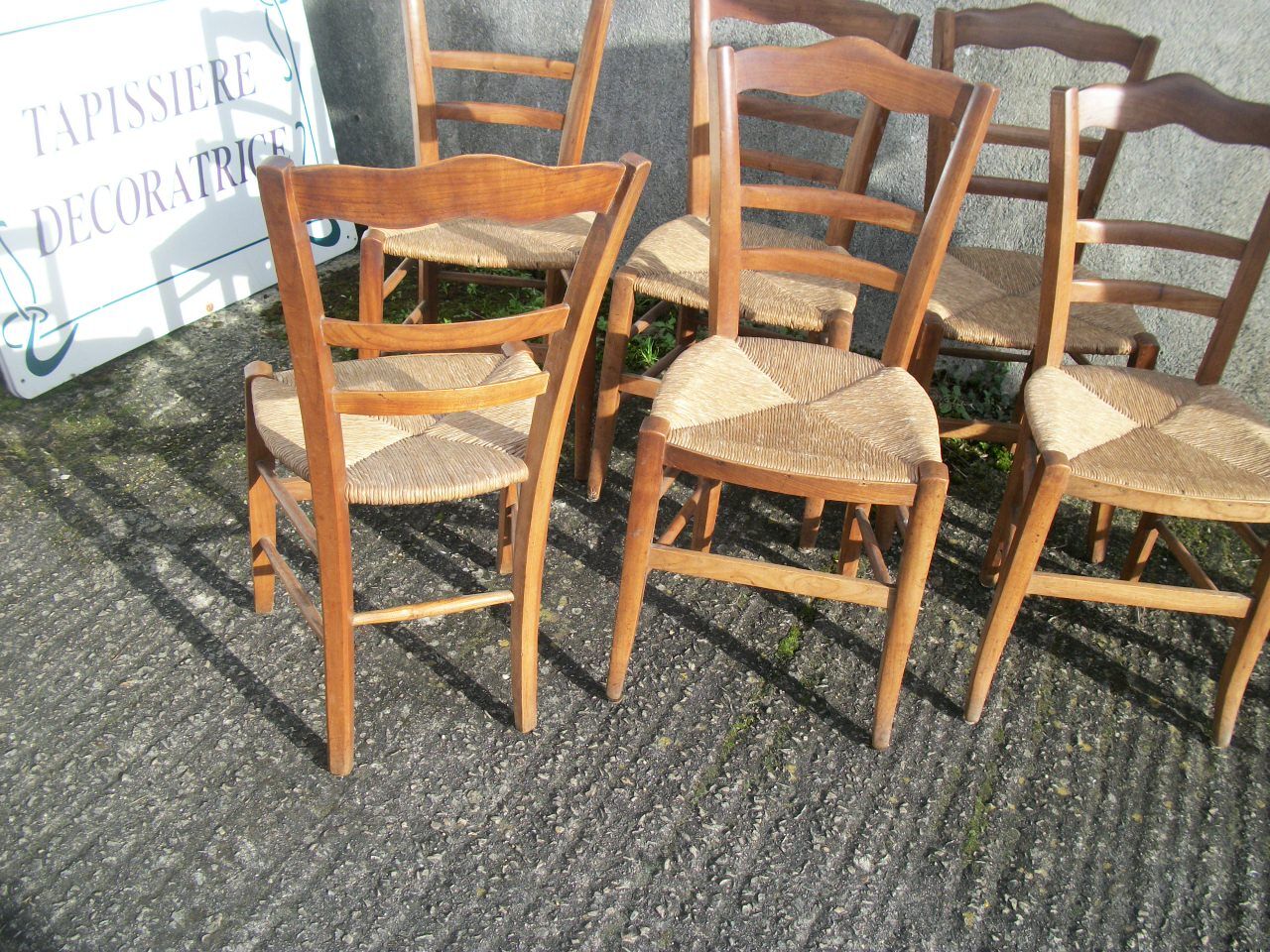 Series of 6 chairs mulched bottoms