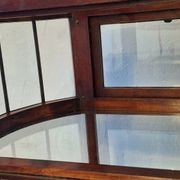 Serving trolley / bar cart in mahogany, brass and glass, 1920