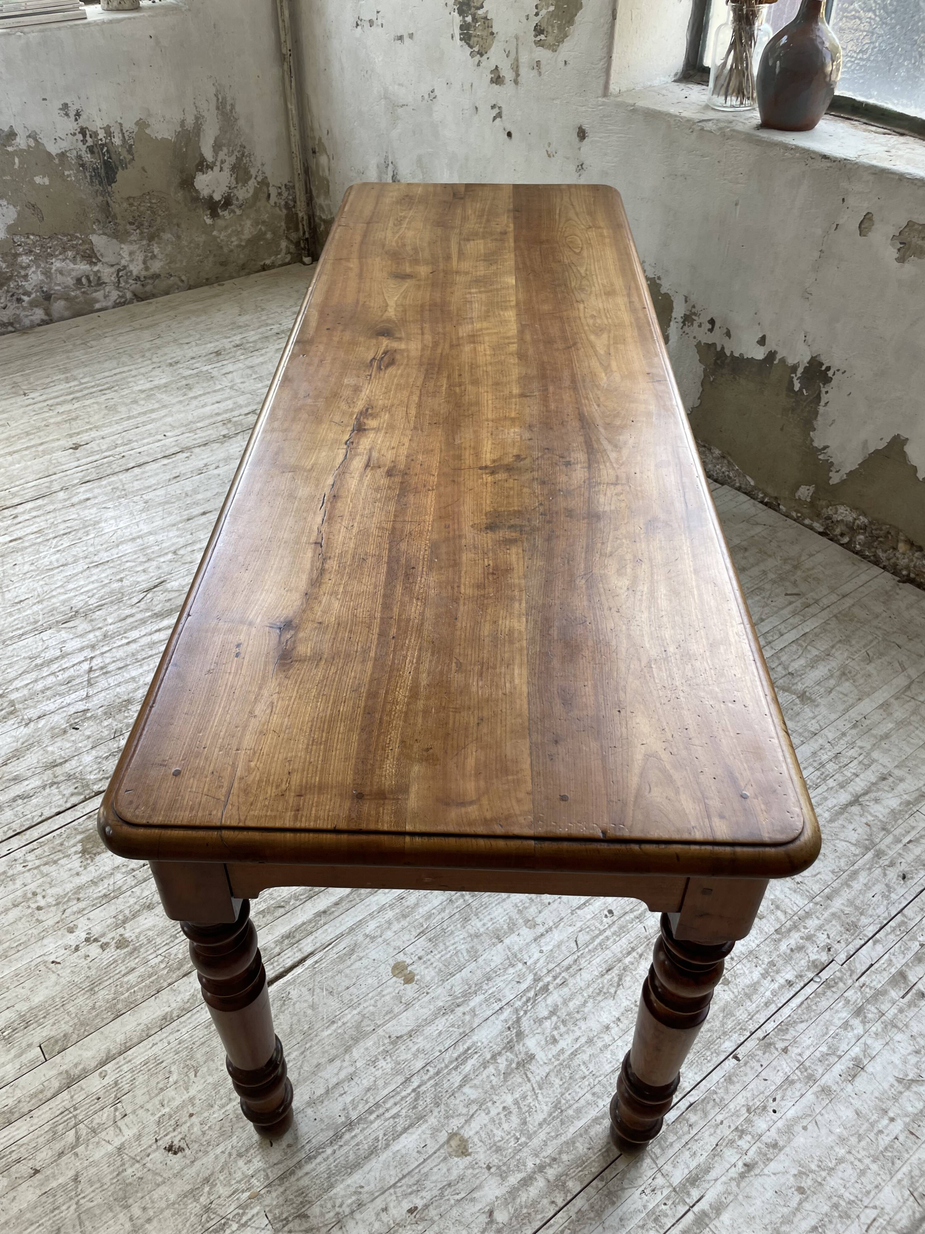 Walnut farm table 185 cm