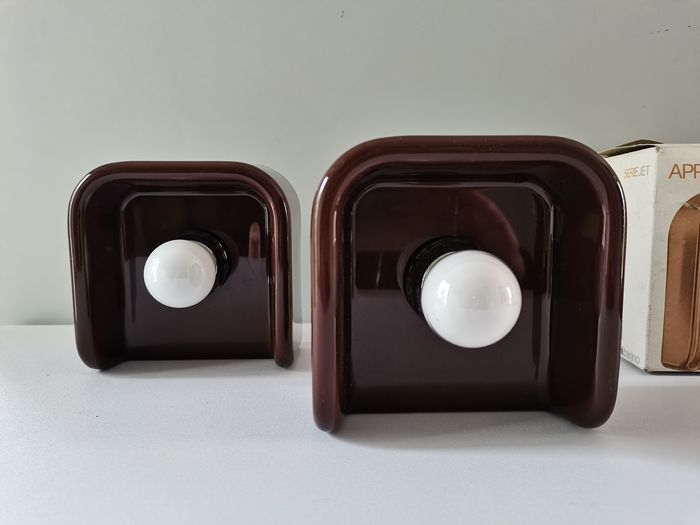 2 Jet wall lamps by Makio Nasuike for Guzzini