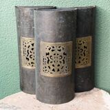Set of 3 wall lights in hammered and chiseled brass