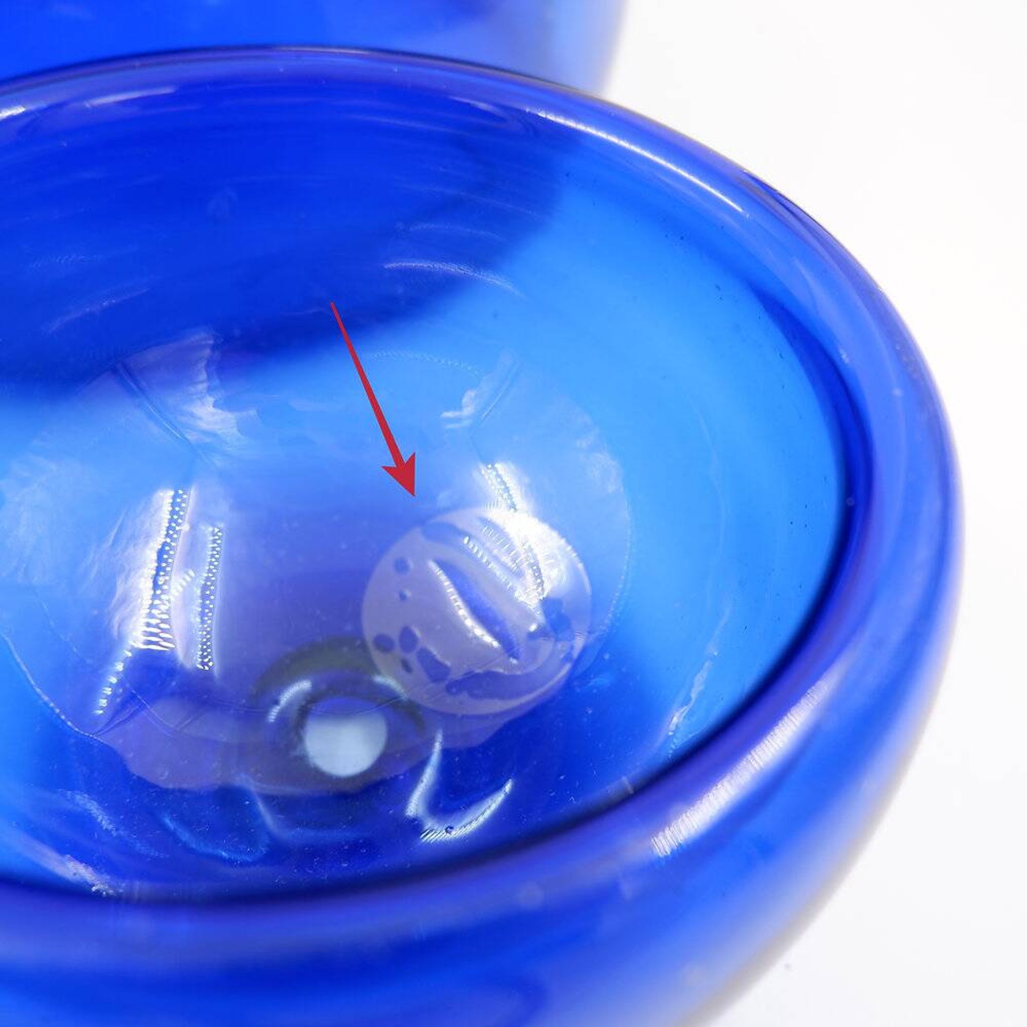 Pair of cobalt blue blown glass cups - 1970s