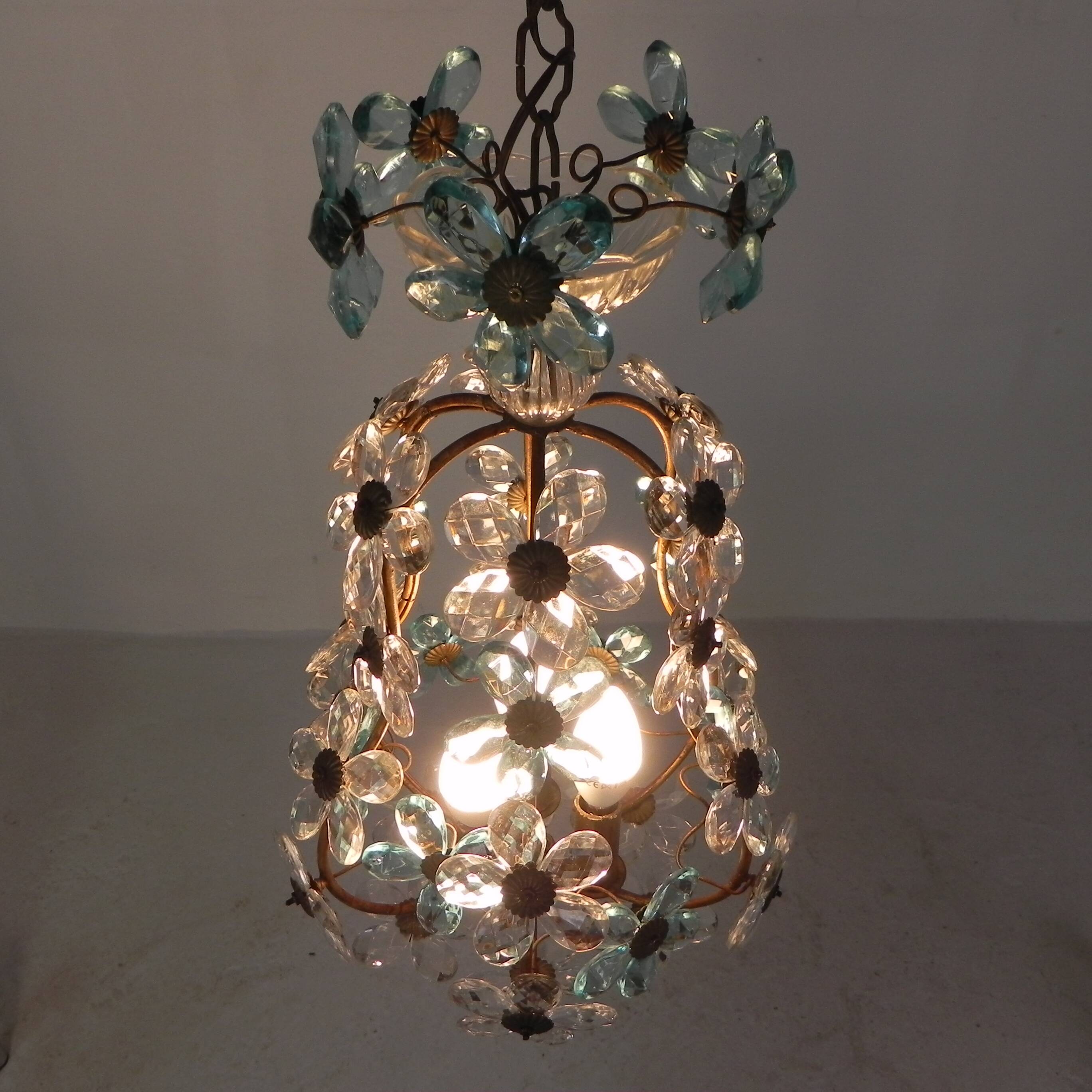 Suspension decorated with 42 blue and clear crystal flowers, Maison Baguès style, 1930s.
