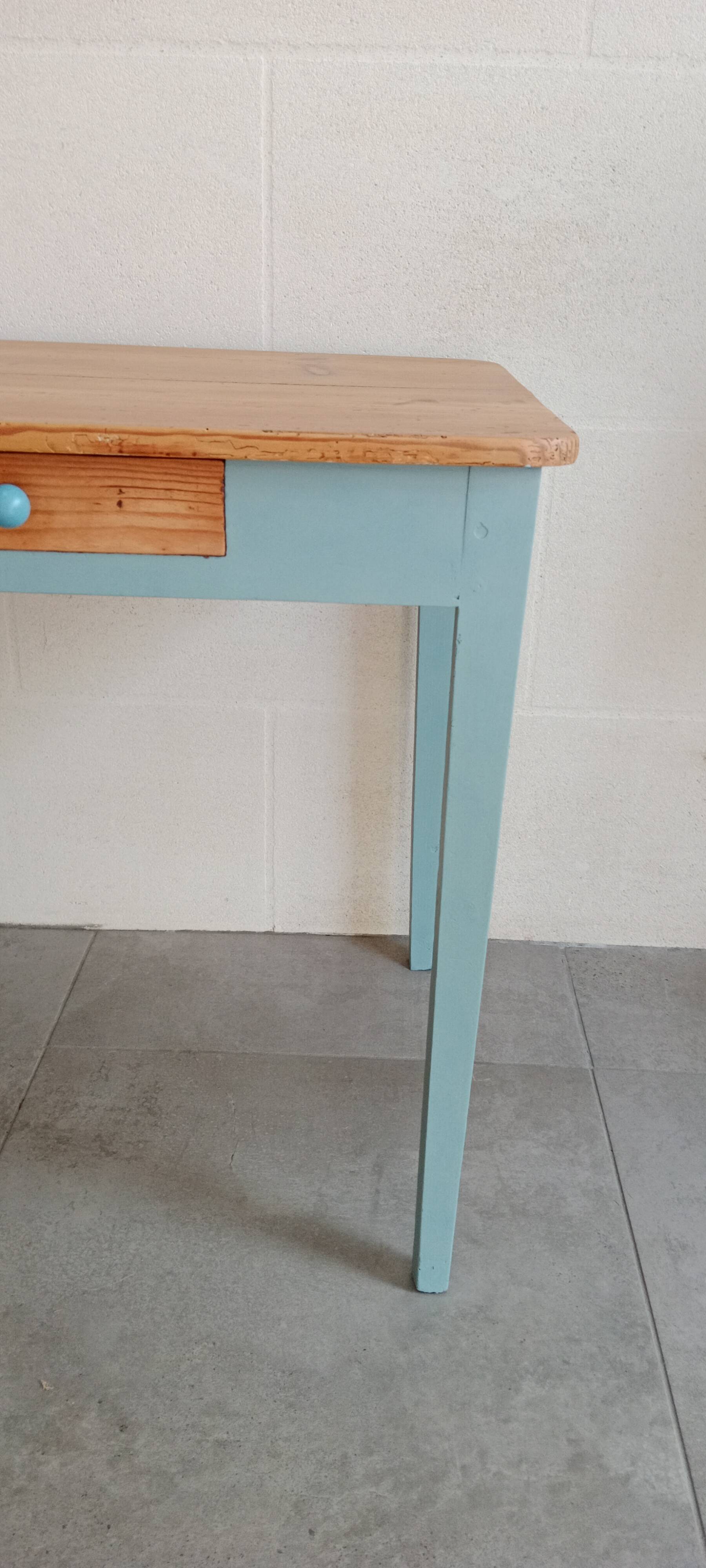 Table d'appoint ou bureau