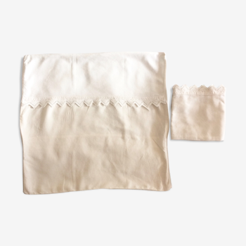 Pair of linen pillowcases